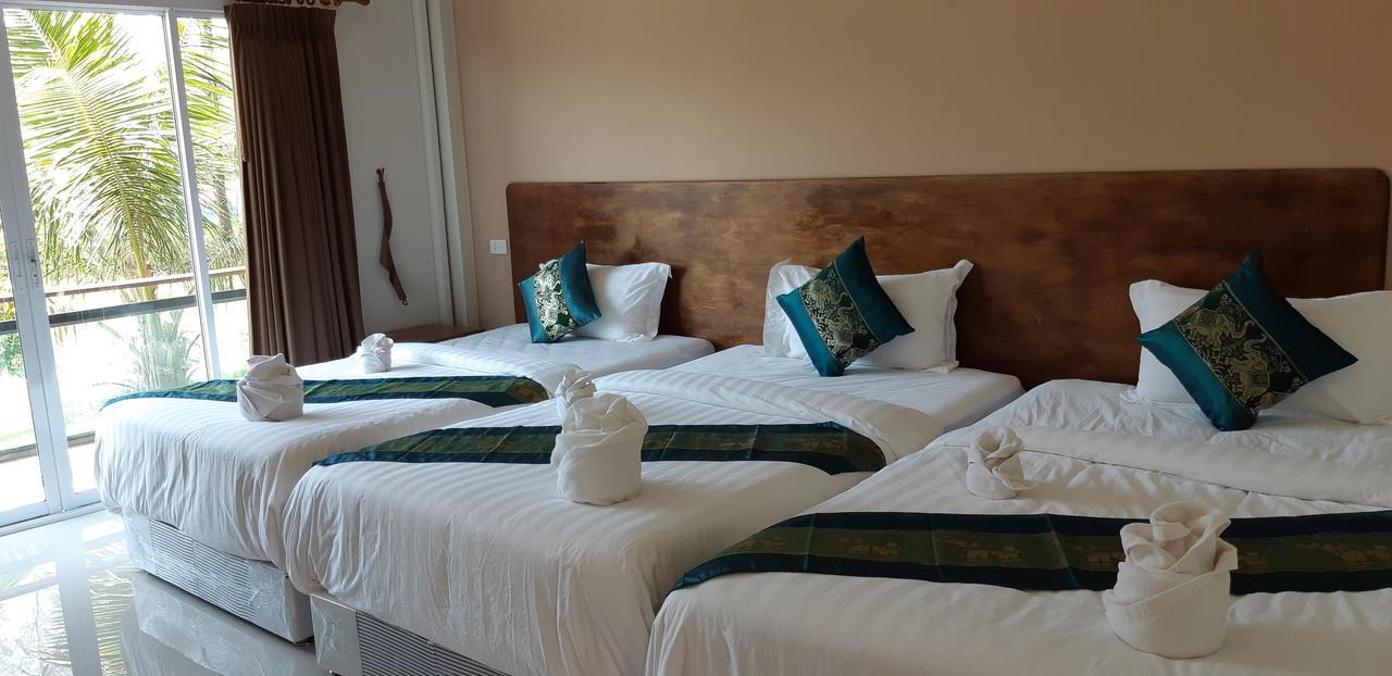 Hadthong Resort Pak Phayun Zimmer foto